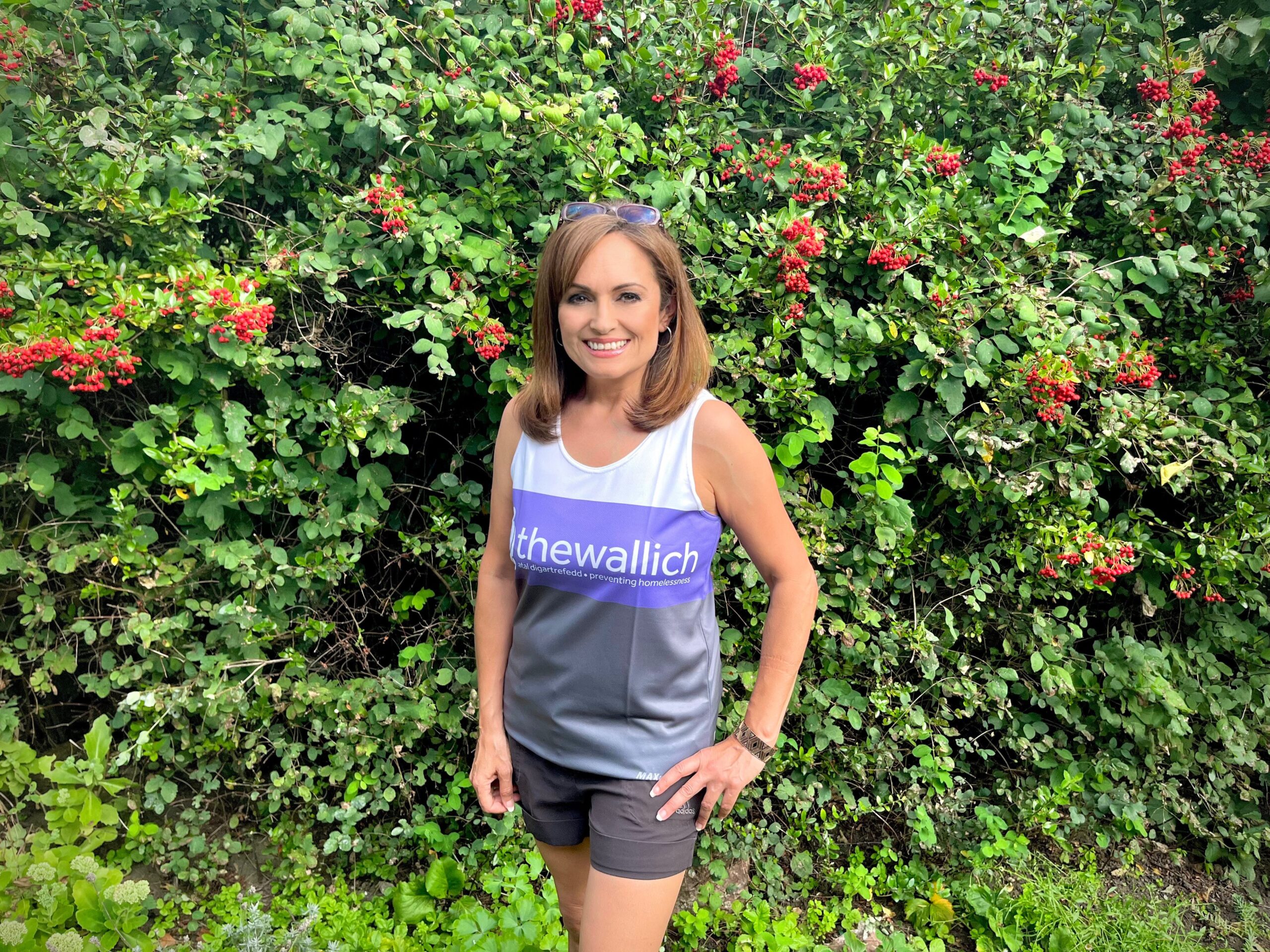 Cyflwynydd tywydd BBC Cymru, wedi ymuno â thîm The Wallich i gymryd rhan yn Hanner Marathon Caerdydd 2023.